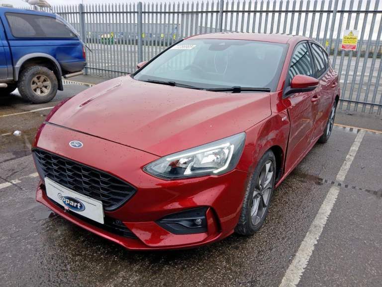 BREAKING FORD FOCUS 1.5 PETROL 2019 STOCK NUMBER BB44