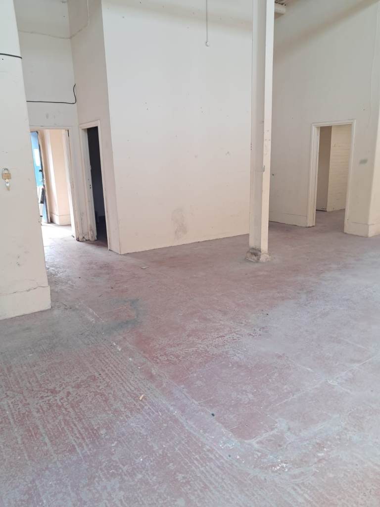 Workshop / Industrial Unit To Let –  2,008 sq. ft. | From £300/week | No Deposit