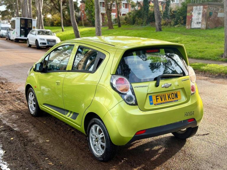 CHEVROLET SPARK 1.0i LS Euro 5 5dr 2011