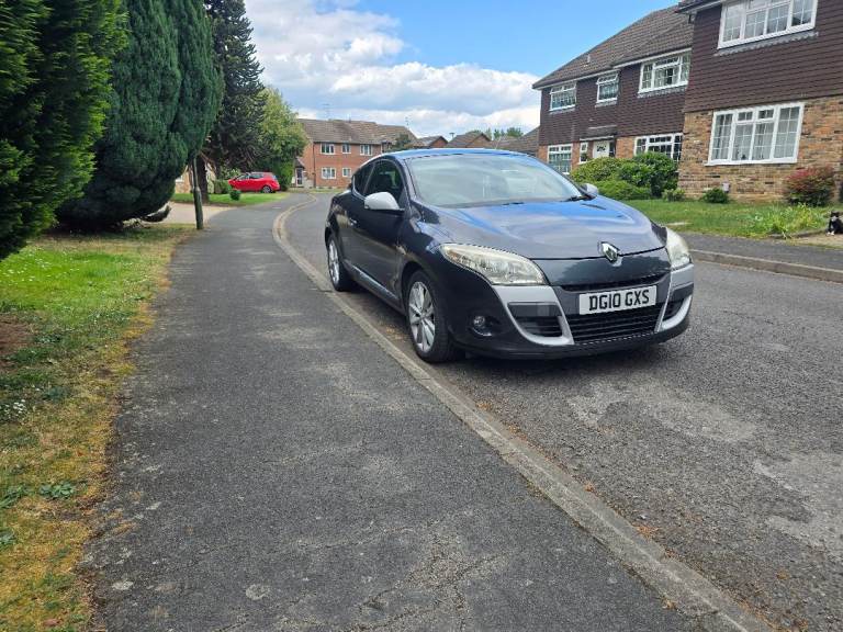 Renault, MEGANE, Coupe, 2010, Manual, 1598 (cc), 2 doors