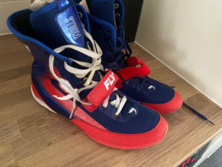 Boxing (Fly Storm) Boots size 9 and Skipping rope 