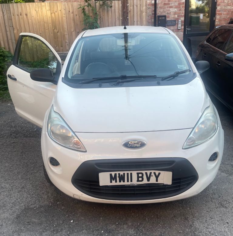 Ford, KA, Hatchback, 2011, Manual, 1242 (cc), 3 doors
