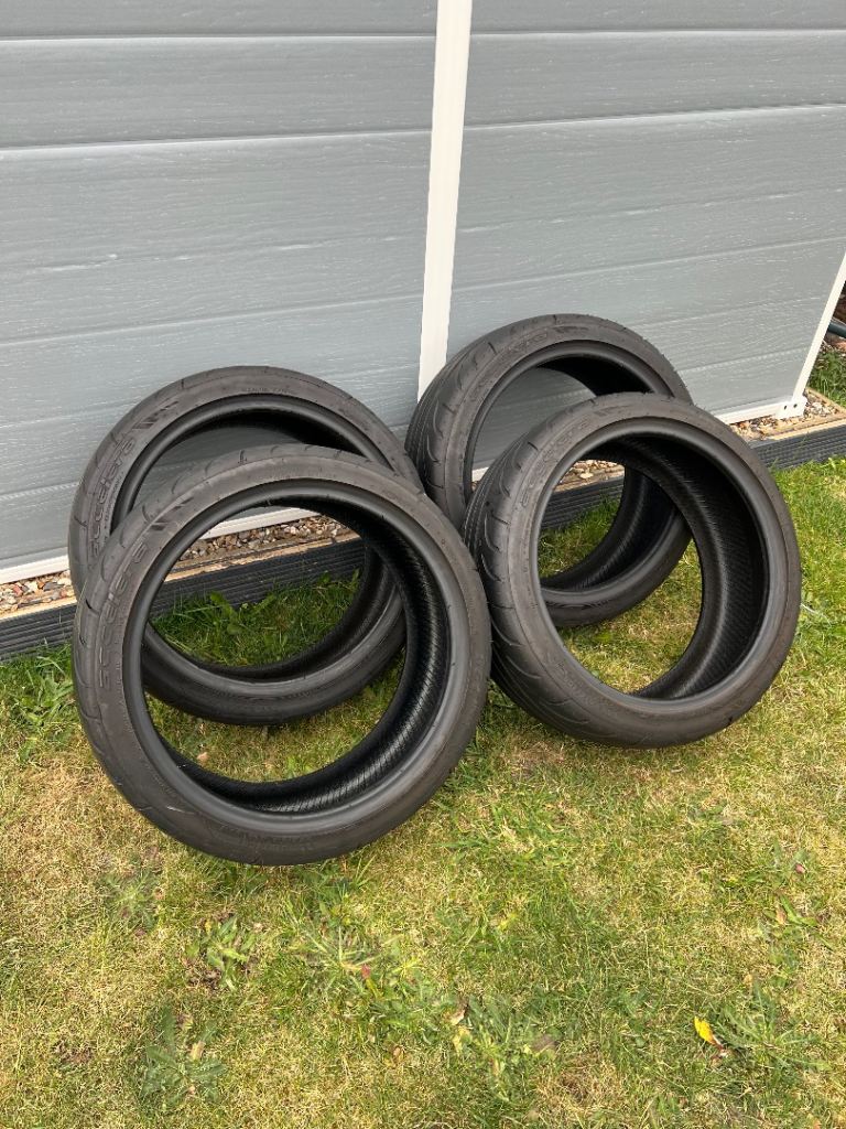 Accelera 651 Sport 225 40 R18 Road Legal Track Day Tyres X 4 