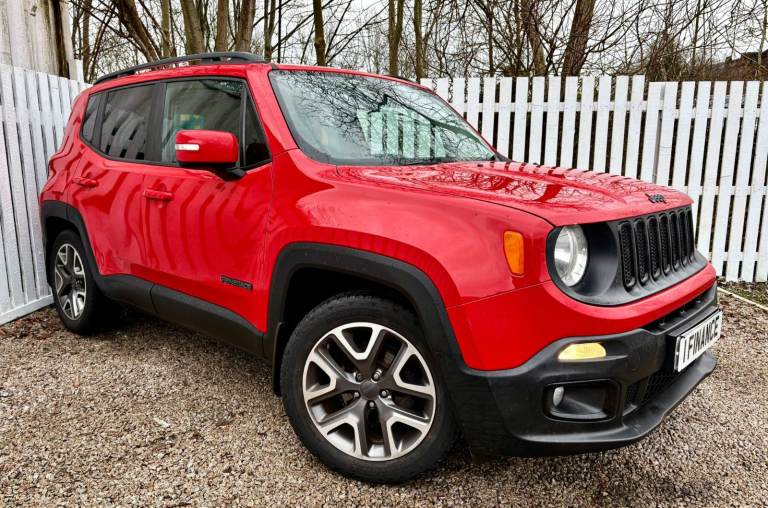 CAN'T GET CREDIT? CALL US! Jeep Renegade 1.6 Multijet II Night Eagle II - £199 DEPOSIT, £66 PER WEEK