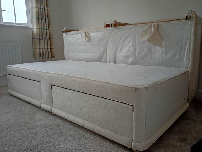 Bed base 