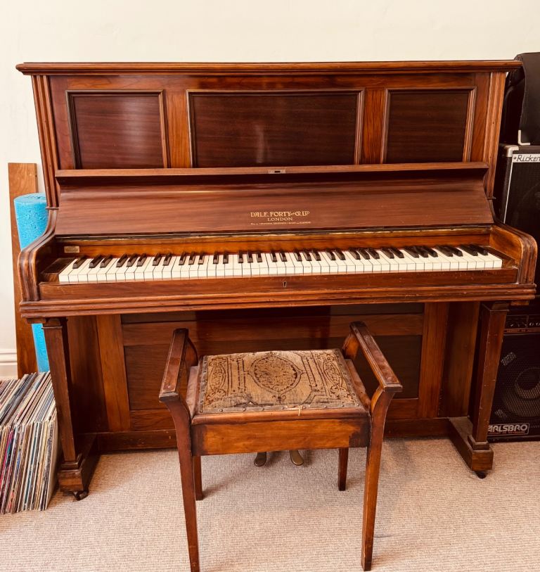 image for Dale Forty upright piano - FREE