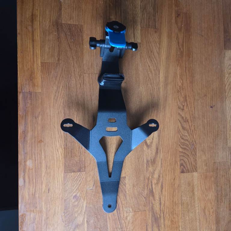 Triumph tiger sport 800 evotech screen mount 