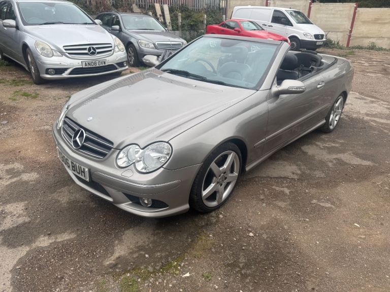 Mercedes clk c209 350 convertible bonnet breaking car for parts spares
