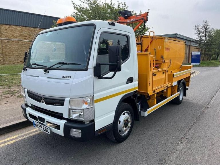 2020 FUSO Canter 7C15 4X2 DAY EURO 6 PHOENIX HOTBOX Specialist Vehicle Diesel Manual