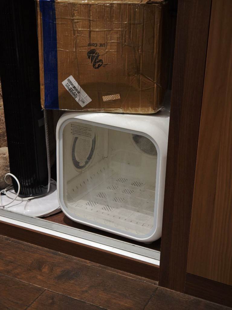 Homerun Pet Dry Room - Automatic Smart Pet Dryer for Cats & Small Dogs