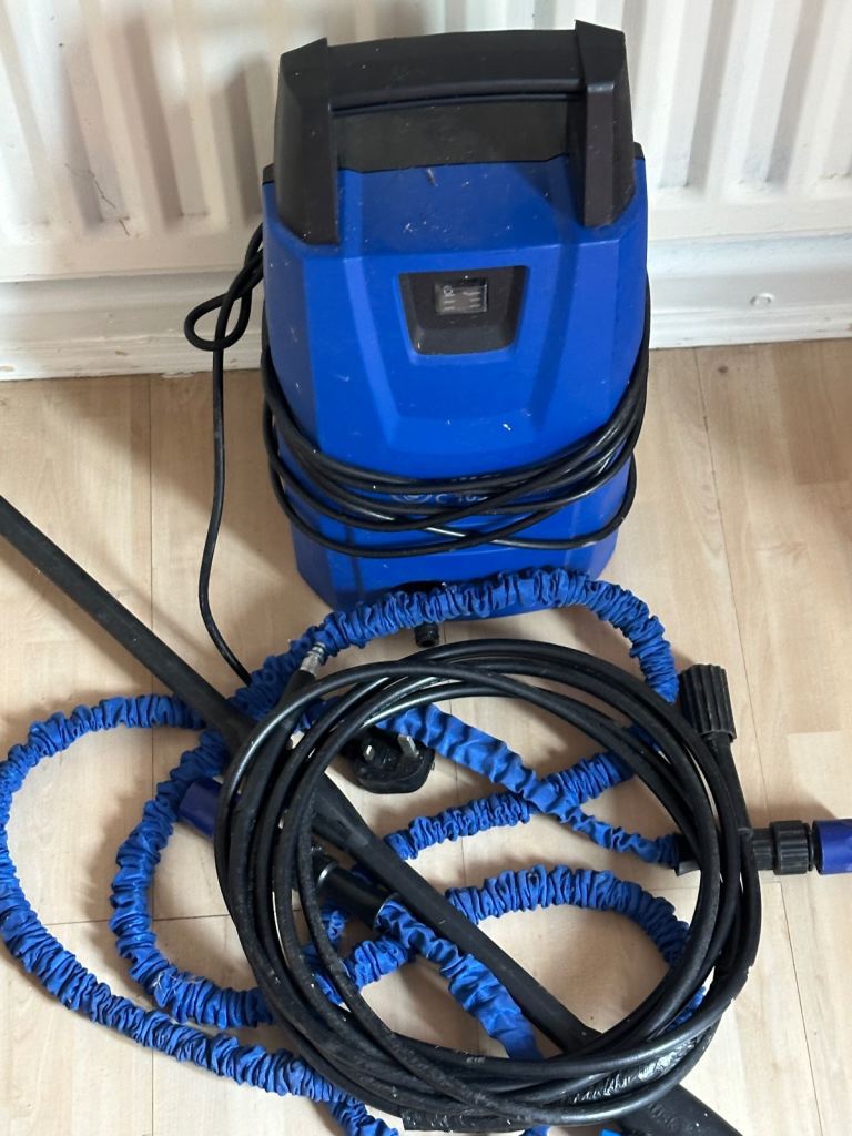Pressure washer jet wash