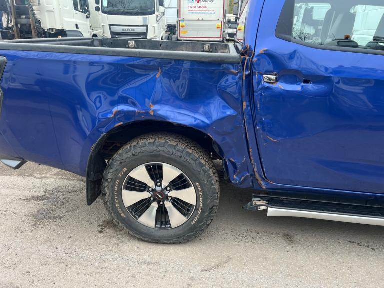 2022 72 REG ISUZU D-MAX 1.9 DL40 DOUBLE CAB PICK UP 4X4 AUTO DAMAGED SALVAGE 