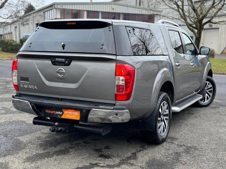 2017 Nissan Navara Double Cab Pick Up Tekna 2.3dCi 190 4WD Auto PICK UP DIESEL Automatic