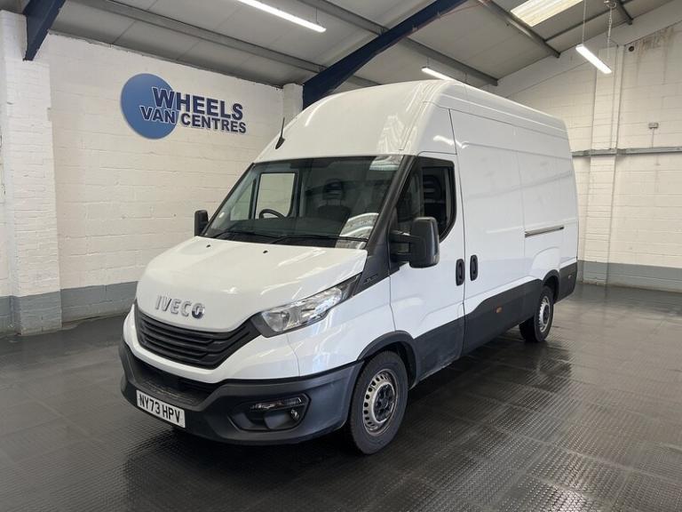 2024 Iveco Daily 2.3 High Roof Van 3520 WB PANEL VAN DIESEL Manual