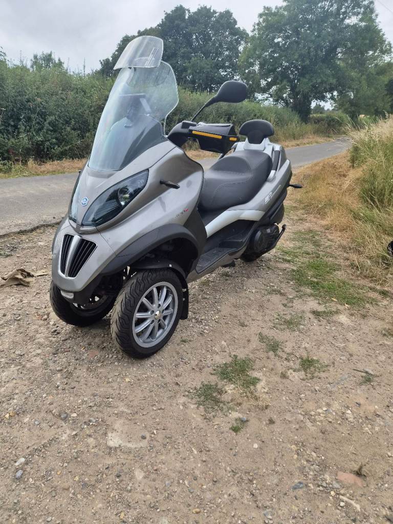 Piaggio, MP3, 2010, 399 (cc)