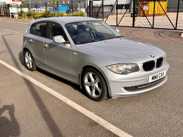 BMW, 1 SERIES, PETROL, ULEZ FREE, 2011, Manual, 1995 (cc), 5 doors LOW MILES  