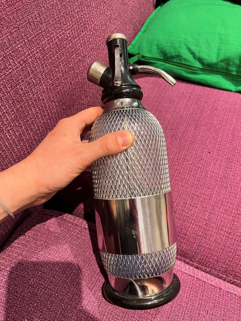 Belvedere Vodka + ISI - Classic sodamaker 