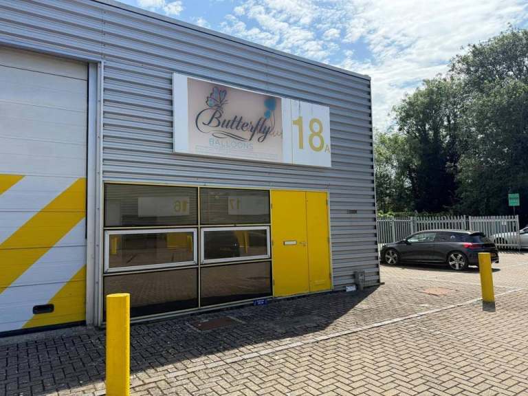 Industrial / Workshop Unit To Let – Swindon – 743 sq ft – Unit 18A