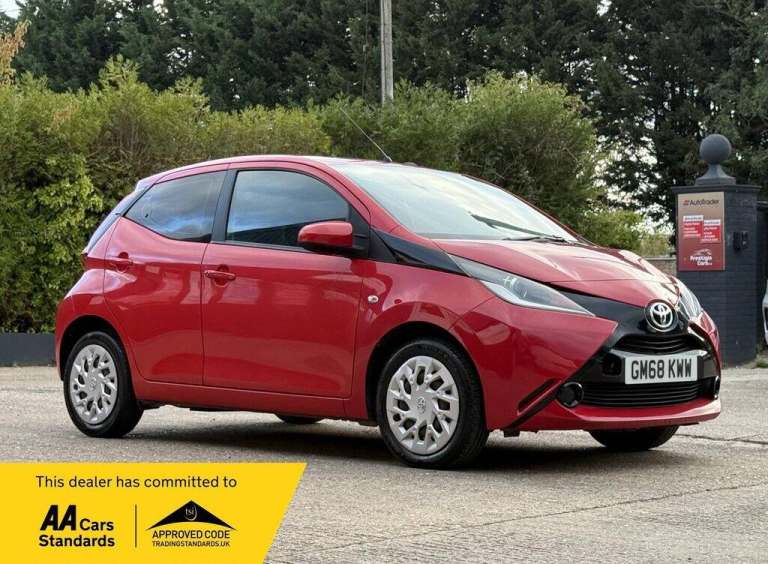 2019 Toyota AYGO 1.0 VVT-i x-play x-shift Euro 6 5dr Hatchback Petrol Automatic