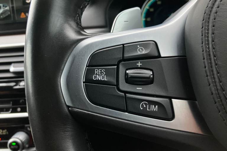 2017 BMW 5 Series 520d M Sport 5dr Auto Estate DIESEL Automatic