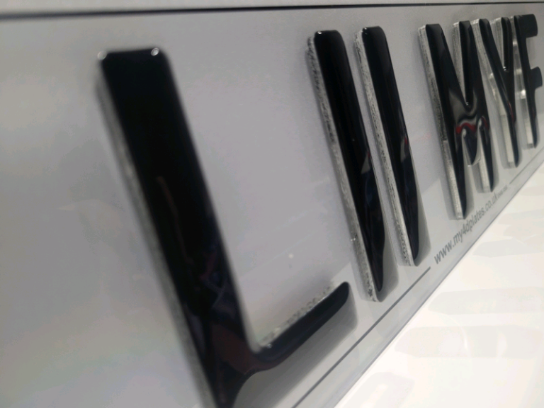 3mm Krystal Clear 4D Black Gel Road Legal Number Plates