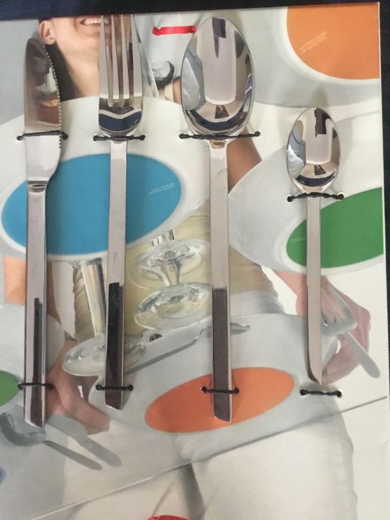 87 piece cutlery set