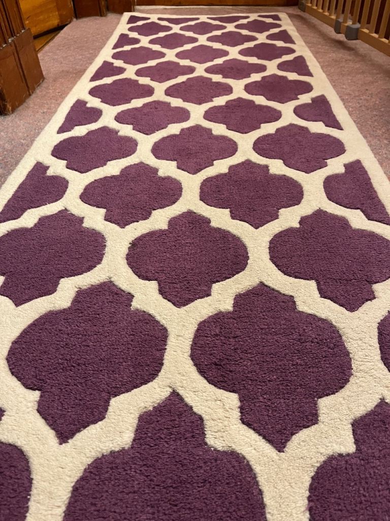 💎 Safavieh "Chatham" Wool Runner – Purple & Ivory (Cracking Condition!)