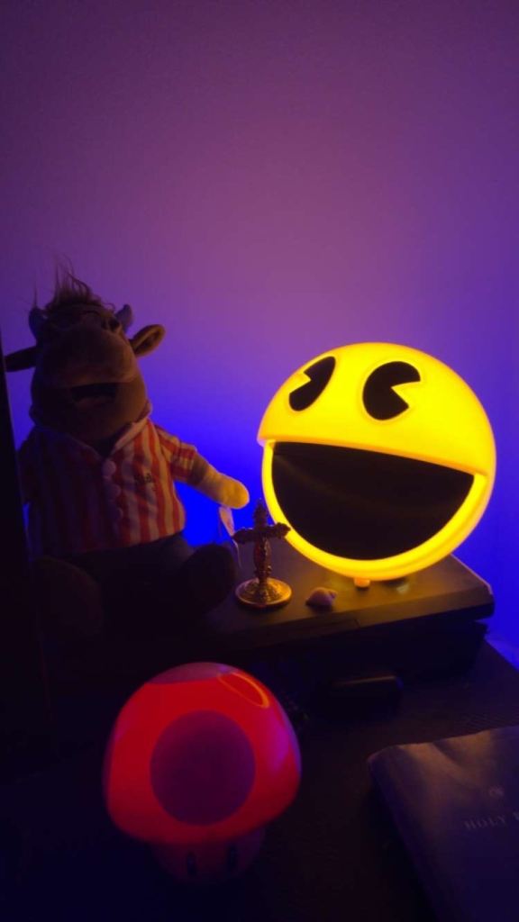 PAC-man LED light