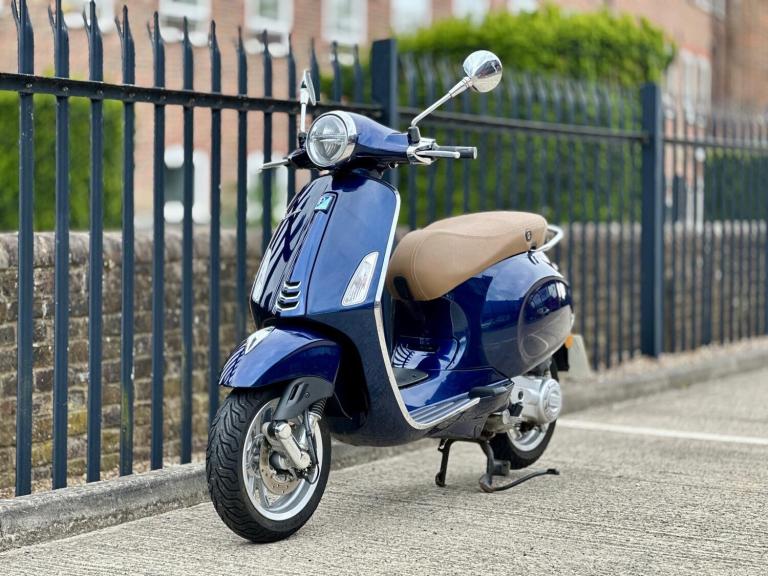 PIAGGIO VESPA Vespa Primavera 50 EU5 (20MY) + 1170 Miles + HPI CLEAR + 2022