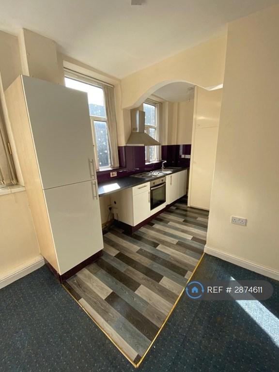 2 bedroom flat in Cavendish St, Keighley, BD21 (2 bed) (#2874611)