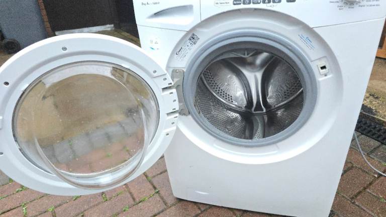 Candy 8KG Washing machine  - Good condition & Fully working - Can deliver locally from £7