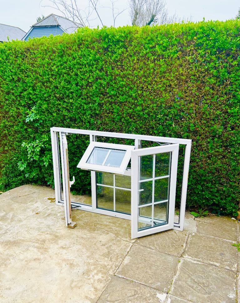 UPVC Window (95cm x 153cm) Double Glazed External Window