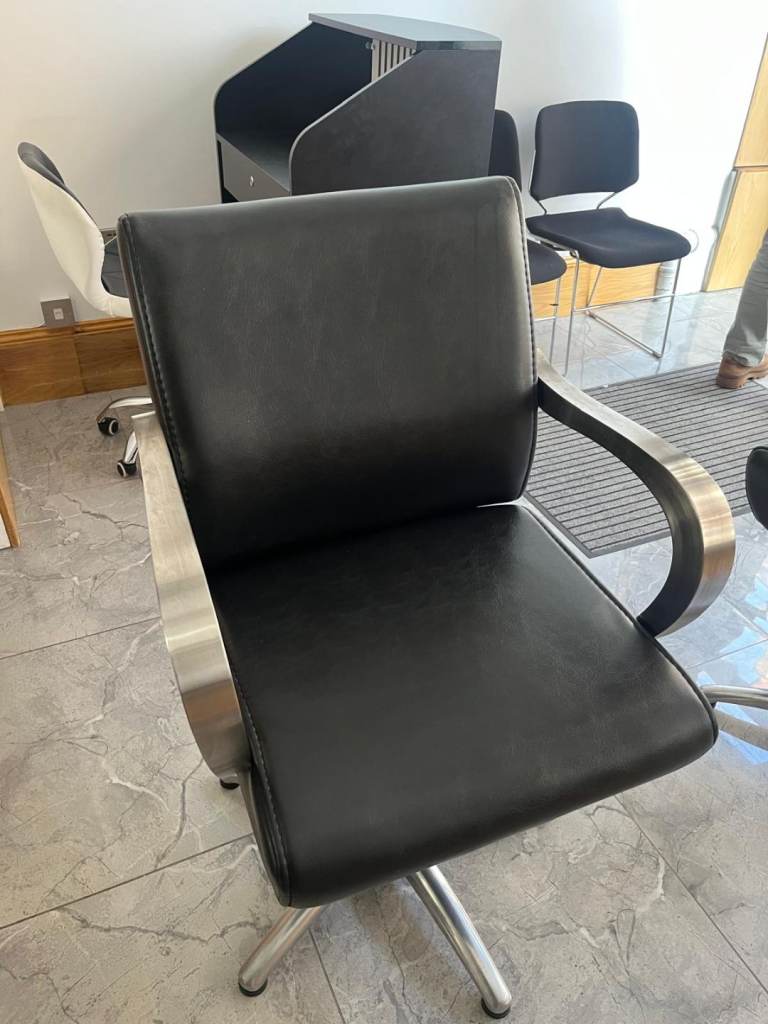 Hairdressing/Barber Chairs/Reception Desk