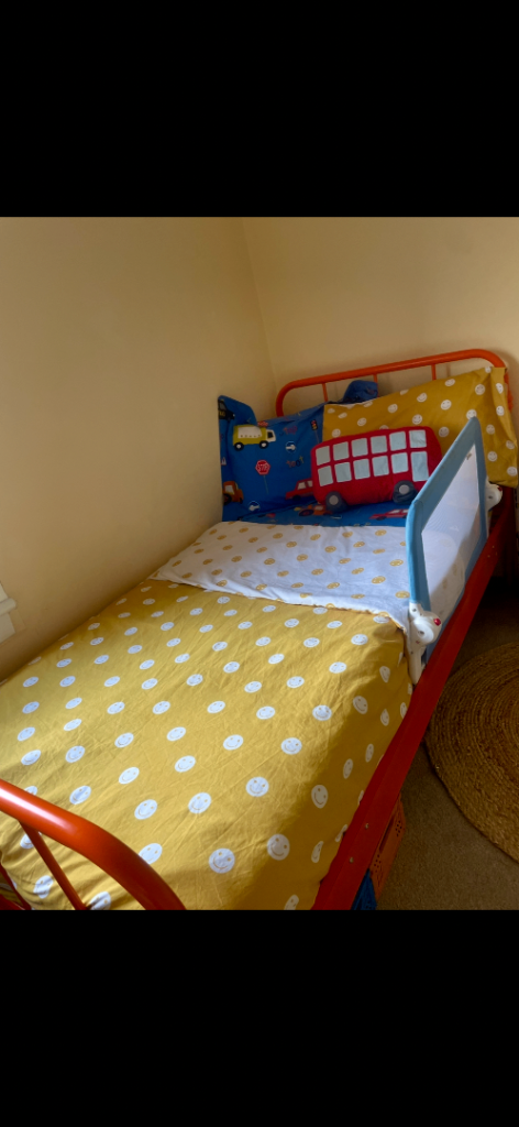 Single bed frame 