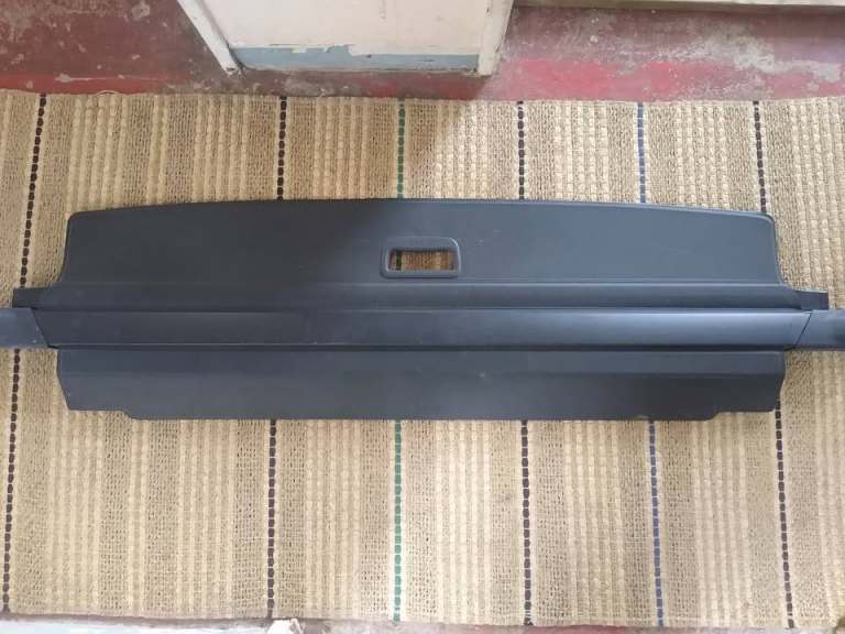 FREE Retractable Boot cover for Skoda Fabia Estate 2012