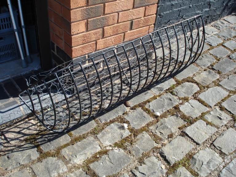 METAL WALL HAY MANGER BASKET PLANTER/TROUGH 55 INCHES LONG.