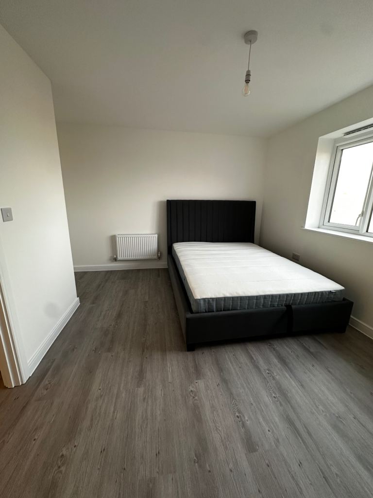 Large room to rent in Northfleet