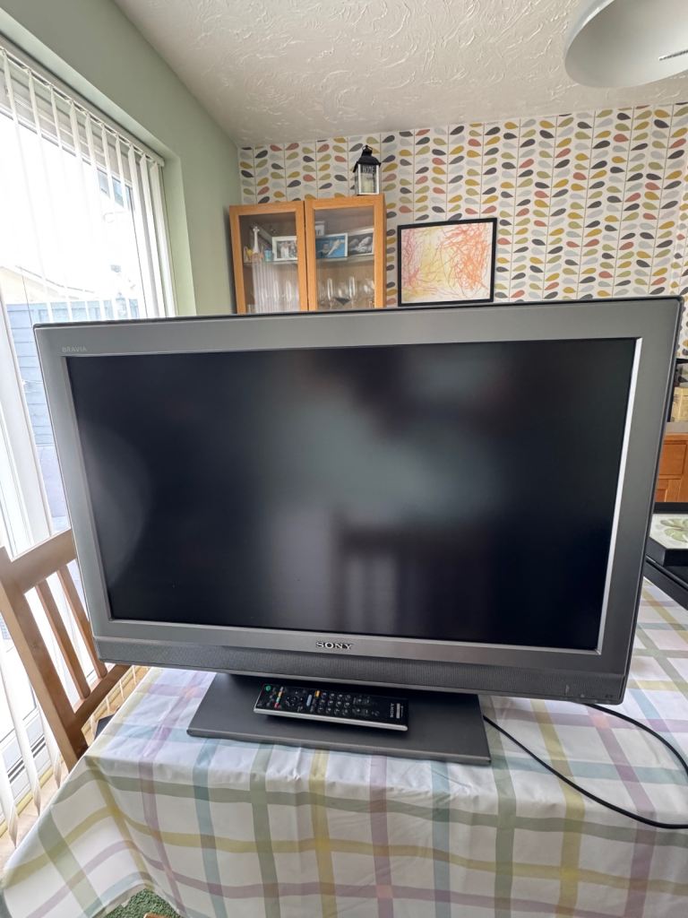 Sony TV - Bravia 32inch KDL32p3020