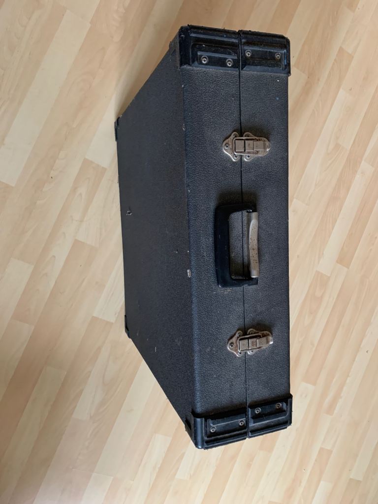 Old vintage case /music case /tv prop 