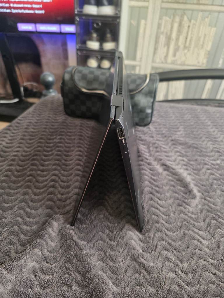 Asus Zenbook Flip S UX371E, Intel i7-1165G7, 16GB DDR4 RAM, 13.3 "Laptop 