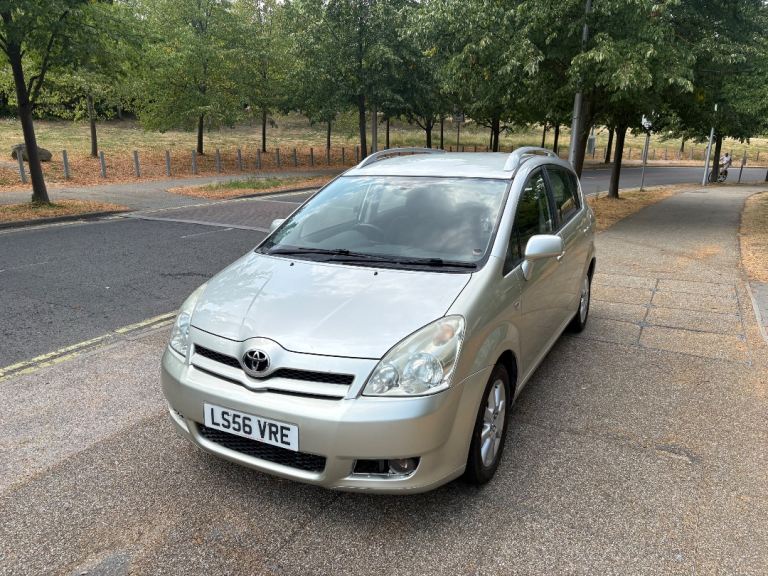 7 seater Toyota, COROLLA VERSO 1.8 automatic 2007,Low miles 50k service history,2 keys,drives superb