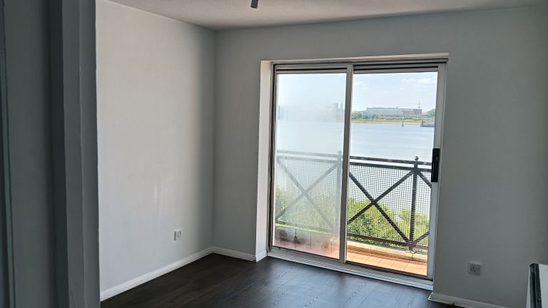 Thamesmead Flat To-Let