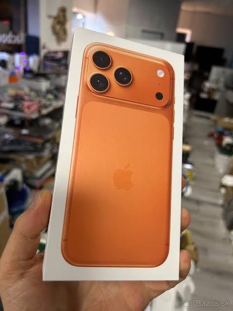 image for Wanted iPhone 17 pro max Orange 