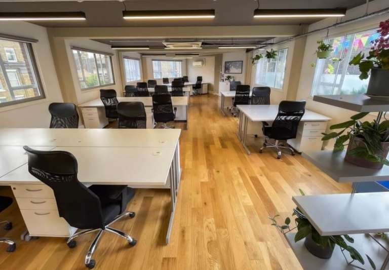 (Shoreditch) Private Offices: 7 to 65 desks | Serviced Rent EC1