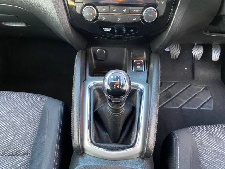 2015 15 NISSAN QASHQAI 1.2 DIG-T N-TEC SUV 5DR PETROL MANUAL 2WD EURO 5 (S/S) (1