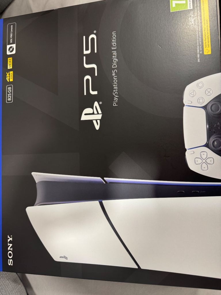 PlayStation 5 - Brand New