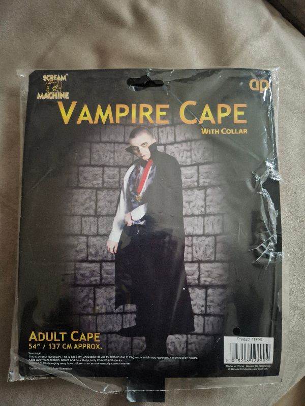 Vampire cape adult 