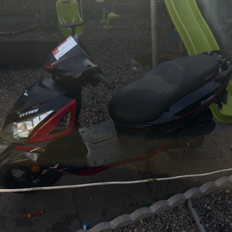 Lexmoto, TITAN, 2019, 125 (cc)