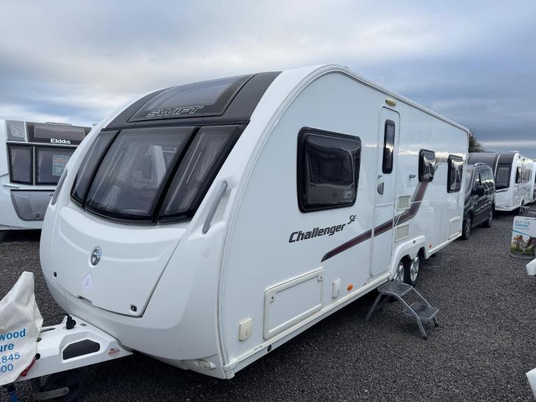Swift Challenger SE 625  /  6  TWIN AXLE 2013