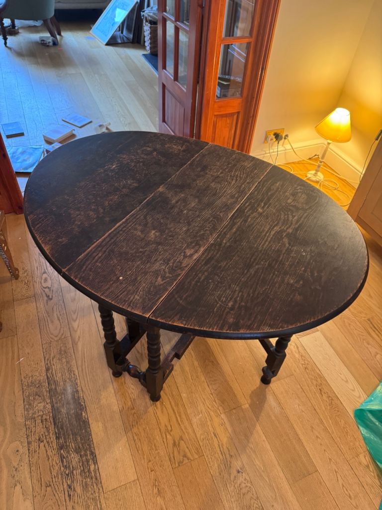 Folding dining table